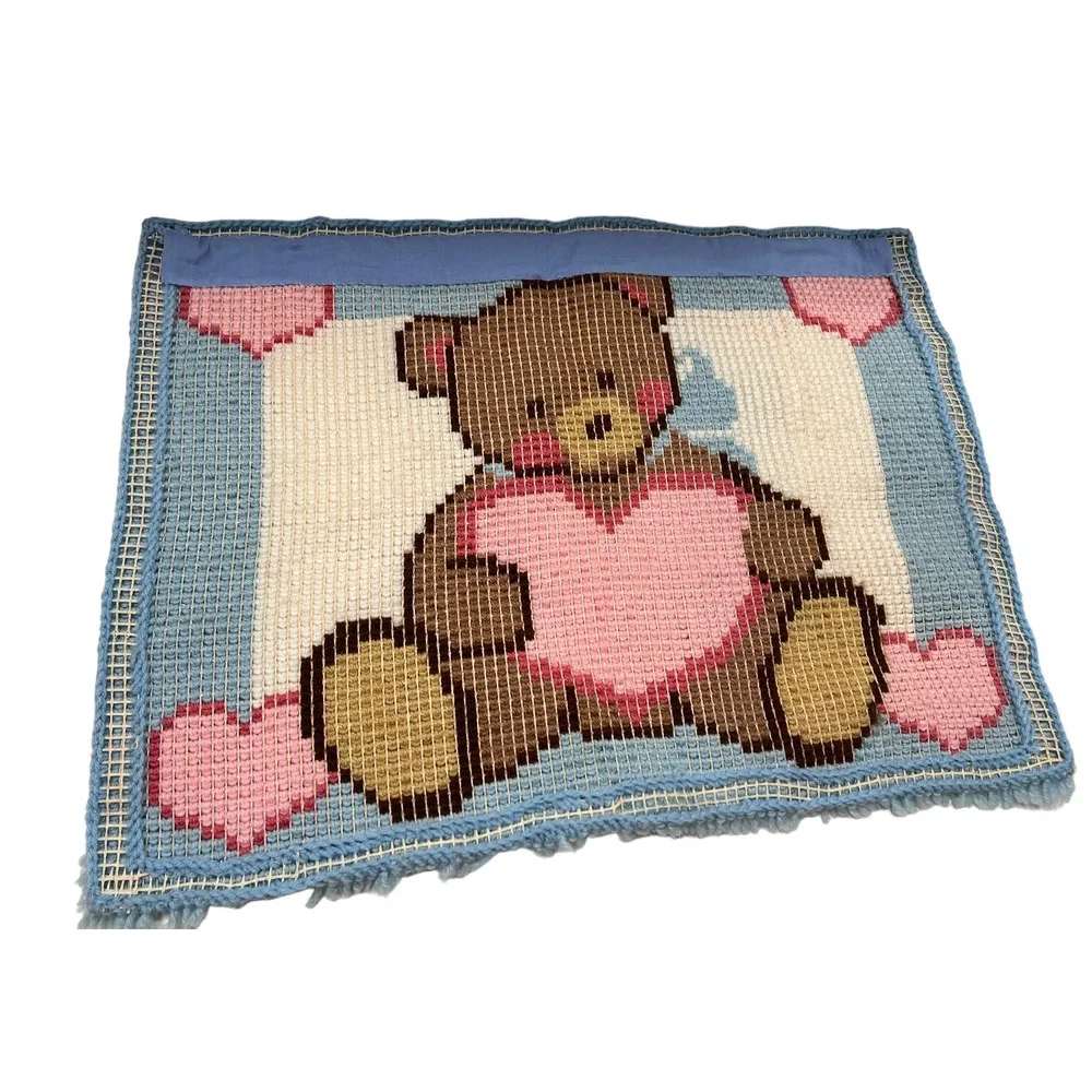 Vintage Teddy Bear Collectors Latch Hook Rug Wall Hanging Carpet Shag 20 X 27
